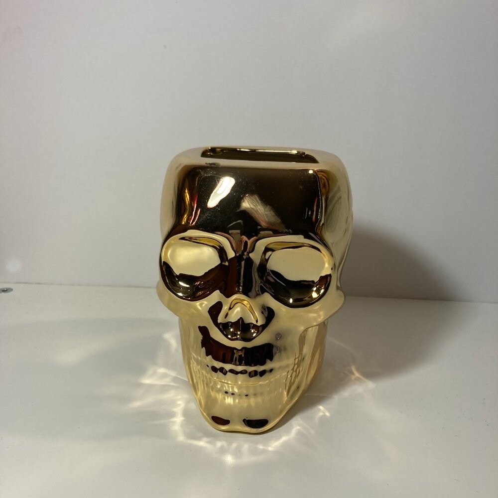 BBW 2021 HALLOWEEN GOLD SKULL SOAP HOLDER  NEW